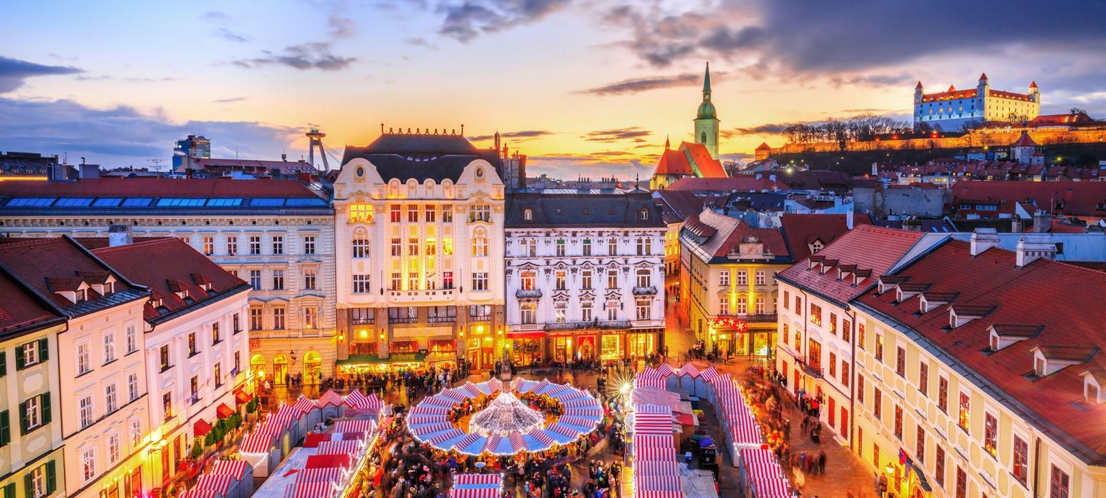Crucero fluvial por el Danubio · Mercadillos navideños · Viena, Budapest, Bratislava