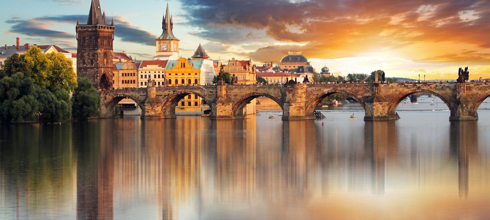 Mercadillos navideños en Praga · Praga
